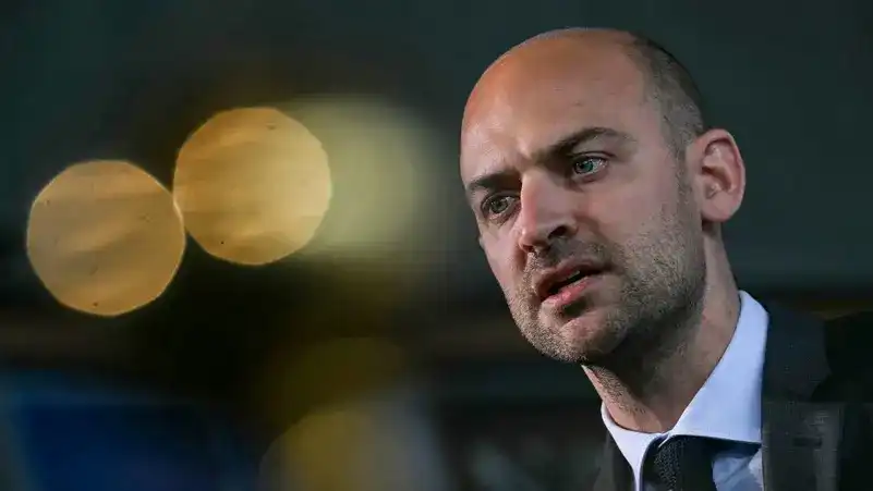 ފްރާންސްގެ ފޮރިން މިނިސްޓަރު ބަރޮޓް