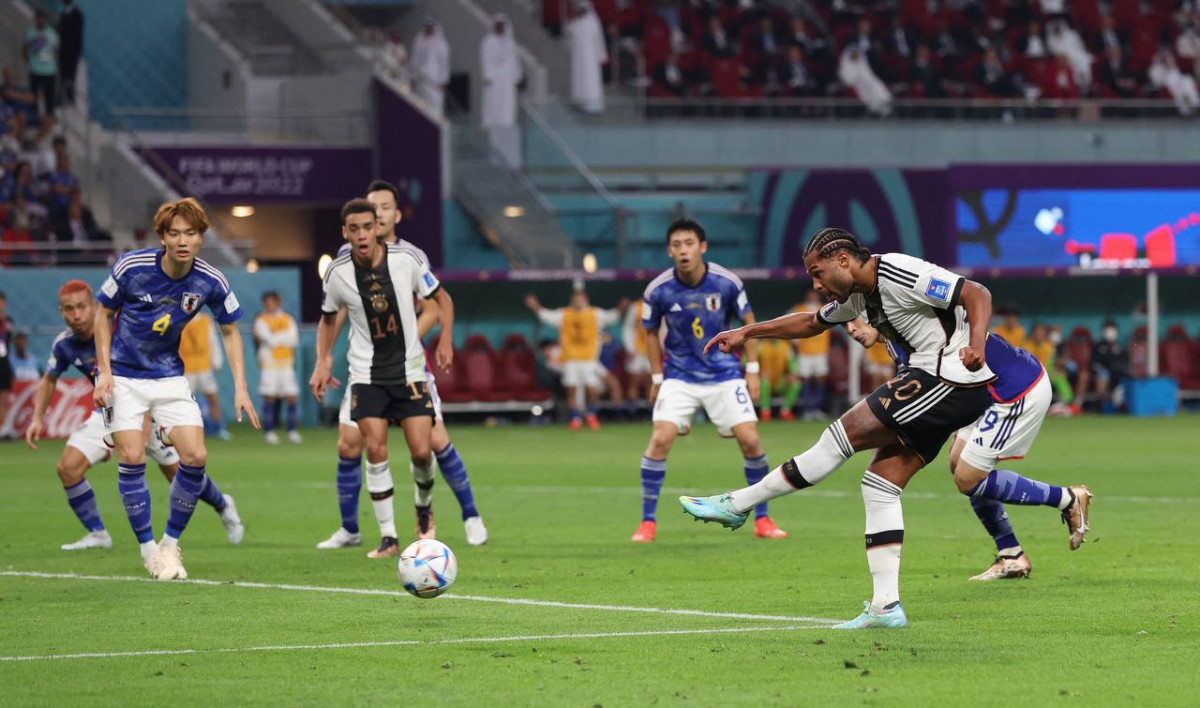 ޖަރުމަނު އަދި ޖަޕާން ކުޅުނު މެޗުގެ ތެރެއިން - ފޮޓޯ: ރޮއިޓާސް