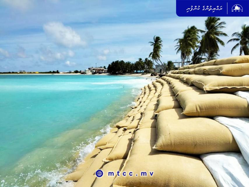 ހއ. ދިއްދޫގެ ގޮނޑުދޮށް ޙިމާޔަތްކުރުމަށް 310 މީޓަރުގެ ސަރަހައްދެއްގައި ޖިއޯ ބޭގްއިން ރިވެޓްމެންޓު ޖަހާނެ