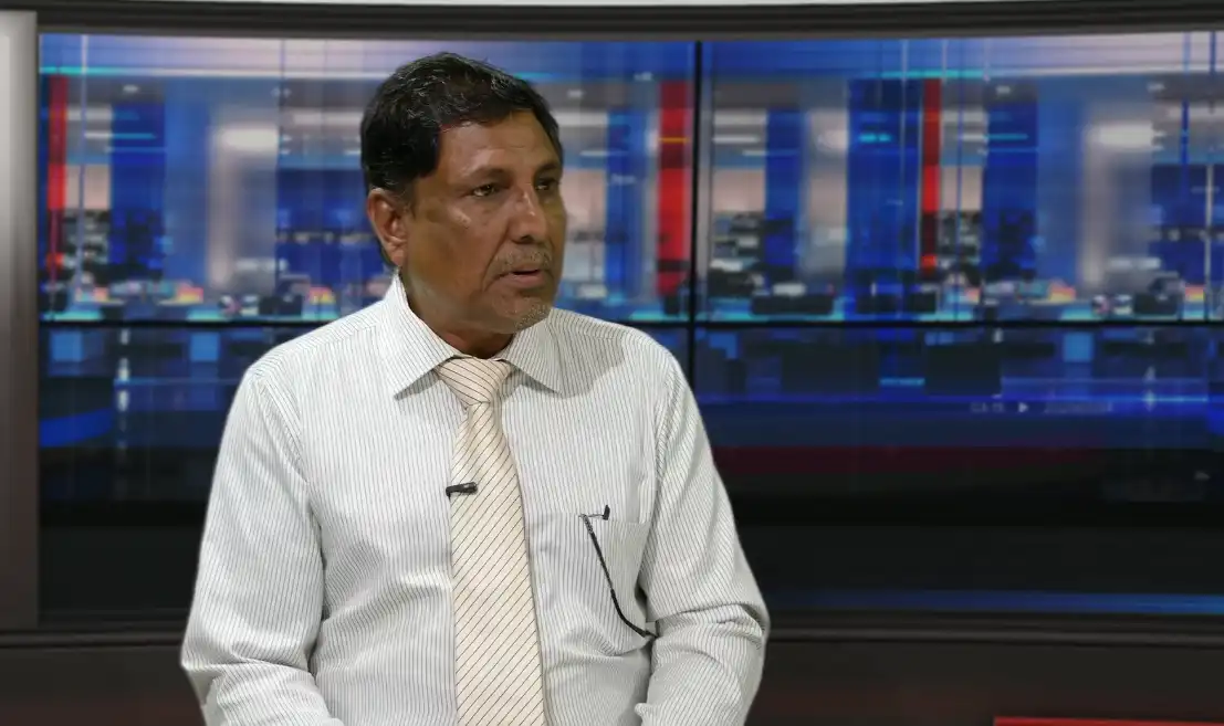 ރާއްޖެޓީވީގެ ފަލަސުރުހީ ޕްރޮގްރާމްގައި ރައްޔިތުންގެ ޚާއްސަ މަޖިލީހުގެ ކުރީގެ މެންބަރު އަދި އެމްޑީޕީގެ ލާމަރުކަޒީ ކޮމެޓީގެ މެންބަރު އަހުމަދު ޝަފީގު ވާހަކަ ދައްކަވަނީ
