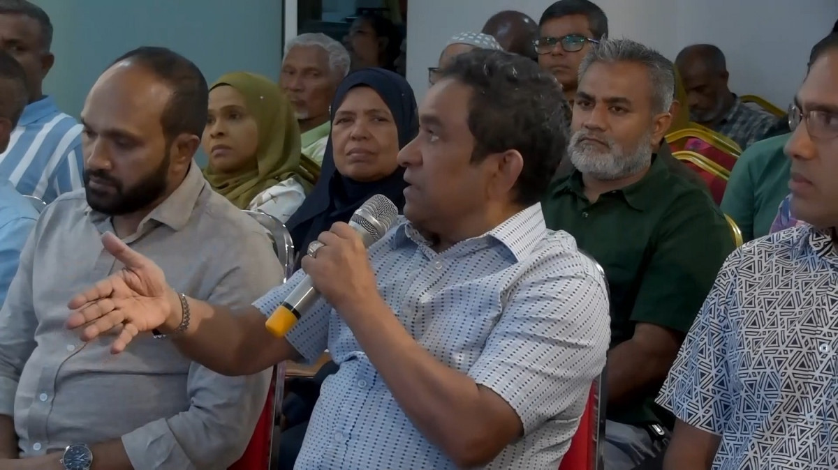Former President Abdulla Yameen Abdul Gayoom speaking at a PNF gathering