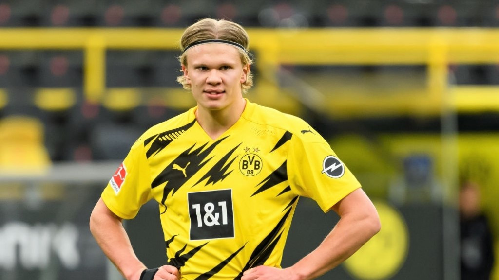 ބޮރޫޝިއާ ޑޯޓްމުންޑަށް ކުޅެމުން އަންނަ ނޯވޭގެ ޒުވާން ފޯވާޑް އާލިން ބްރައުޓް ހާލަންޑް