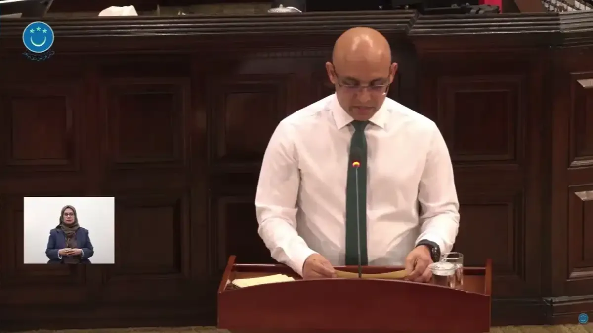 އޭއައި ބޭނުންކޮށްގެން މާލޭގެ ޓްރެފިކް މައްސަލަ ހައްލުކުރުމުގެ މަޝްރޫއެއް އަންނަ އަހަރުގެ ބަޖެޓުގައި ހިމަނާފައިވާނެ: ވަޒީރު