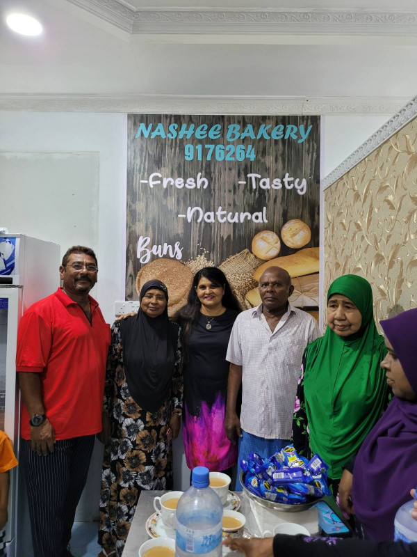 ނަޝީ ބޭކަރީ ހުޅުވުން