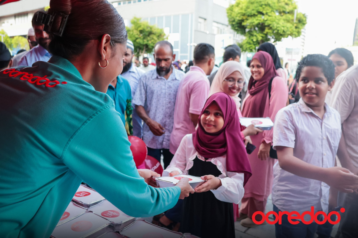 Ooredoo distributes 'boakibaa' in Malé and Hulhumalé