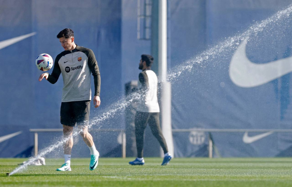 ބާސެލޯނާގެ ފަރިތަކުރުމުގައި ލެވަންޑޯސްކީ ބައިވެރި ވަނީ