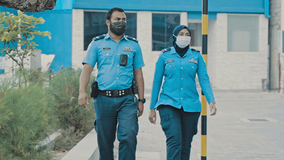 ފުލުހުންތަކެއް