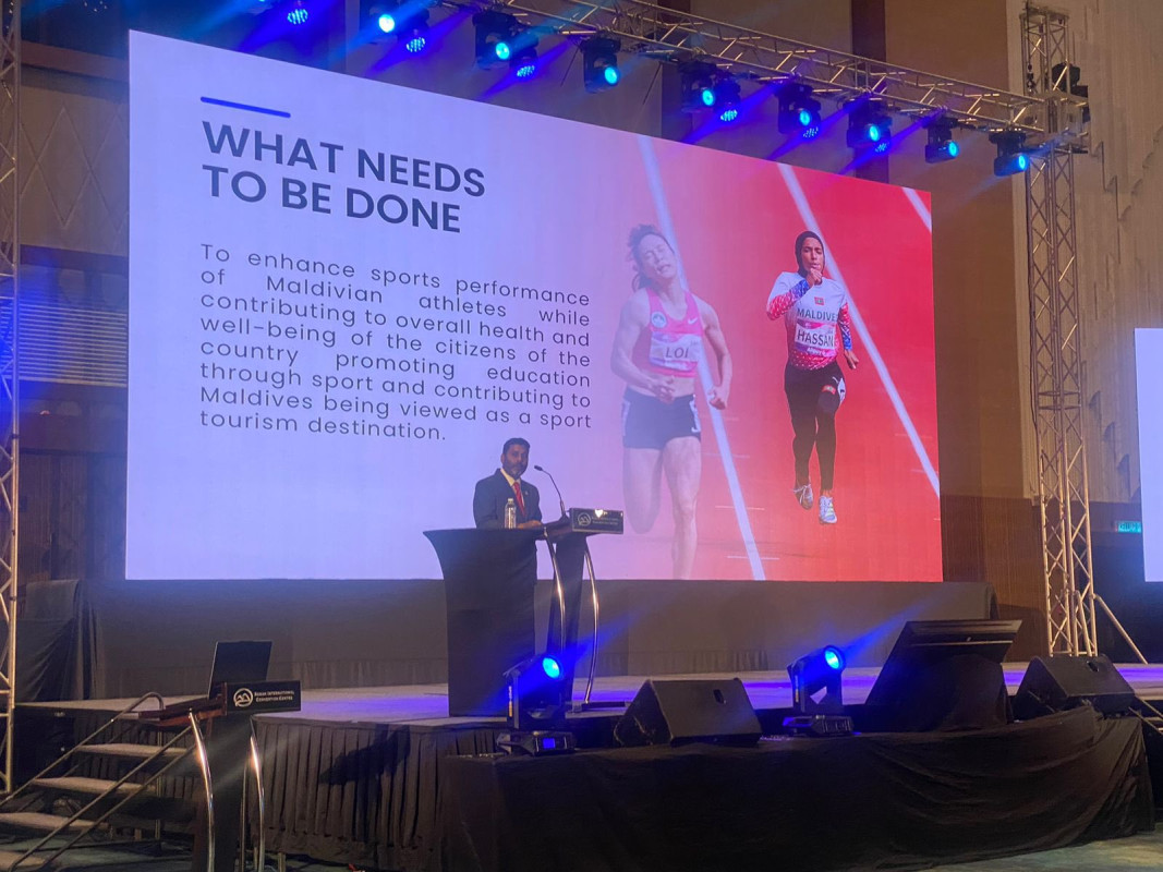 ކޮންގްރެސްގައި މިނިސްޓަރު ރާފިޢު ޕްރެޒެންޓޭޝަން ހުށަހަޅުއްވަނީ