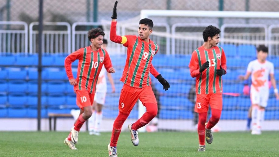 މެޗުގައި ލަނޑު ޖެހުމަށްފަހު ރާއްޖޭގެ އިލާން އުފާ ފާޅު ކުރަނީ