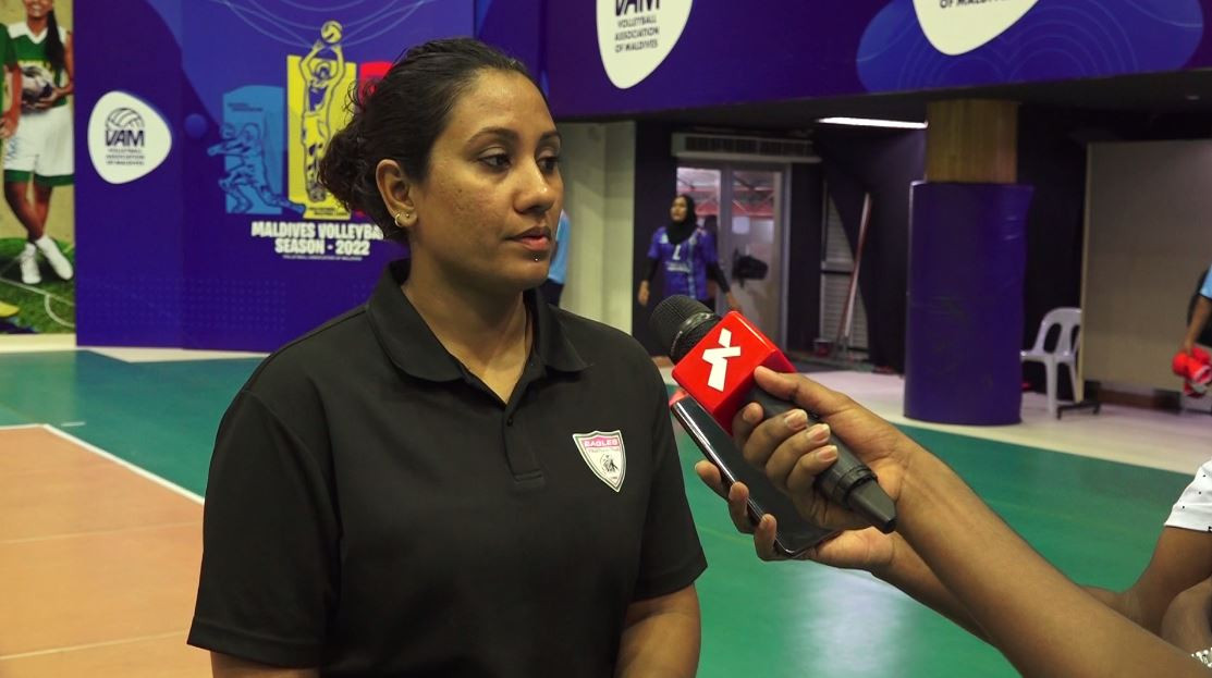 މެޗަށްފަހު އީގަލްސްގެ ކޯޗު މުނާ ރާއްޖެ އެމްވީއާ ވާހަކަ ދައްކަނީ