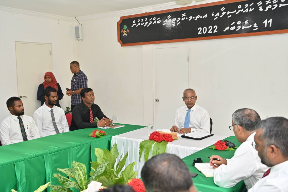 ރައީސް، ފަރެސްމާތޮޑާ ކައުންސިލާއި އ.ތ.މ ކޮމިޓީއާ ބައްދަލުކުރައްވަނީ