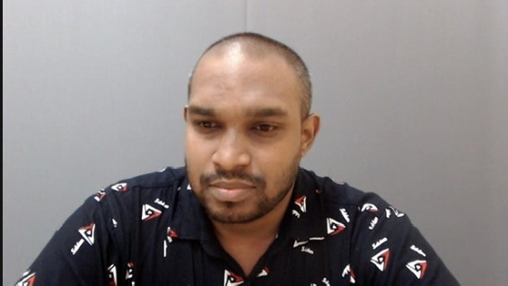 މި މައްސަލައިގައި ދައުވާ އުފުލާފައިވާ އިރުފާން ރުޝްދީ