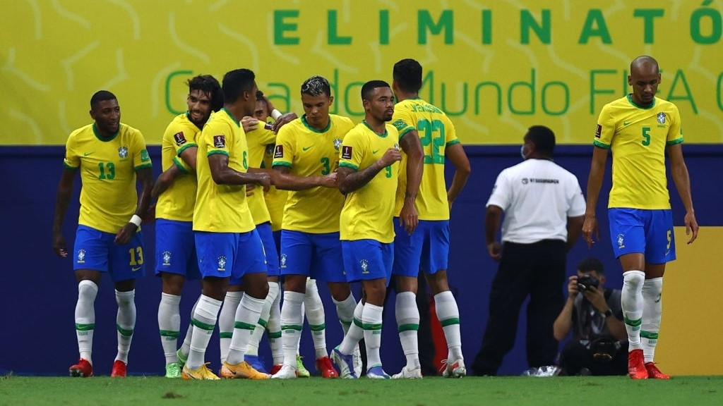 ބްރެޒިލާއި އުރުގުއޭ ބައްދަލުކުރި މެޗުގެ ތެރެއިން