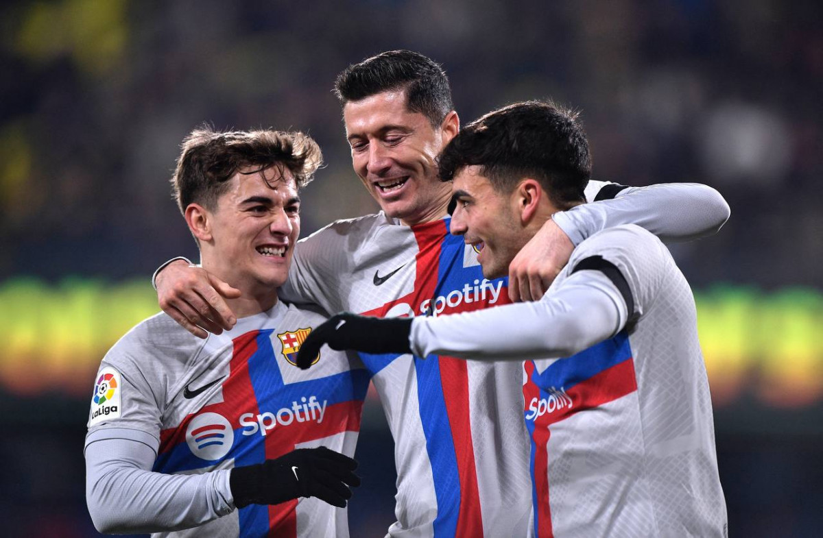 ވިލަރެއާލާ ދެކޮޅަށް ބާސެލޯނާ އިން ކުޅުނު މެޗުގެ ތެރެއިން