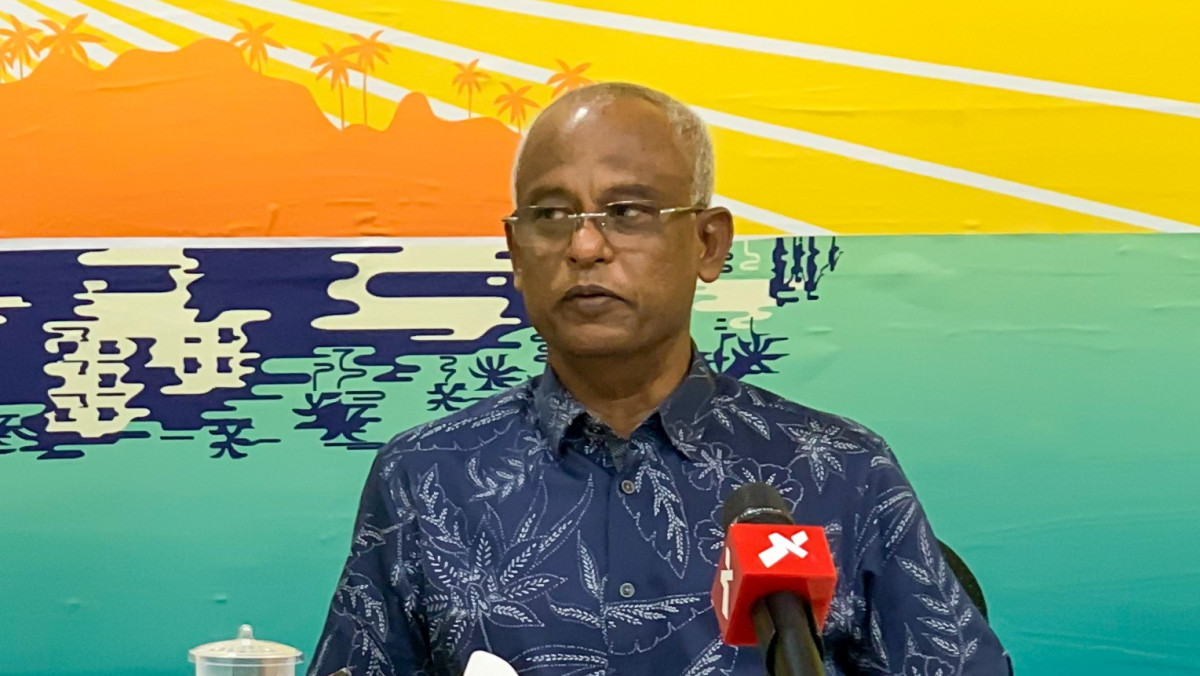 ރަށްވެހި ފަތިސް ކެމްޕެއިން ހަރަކާތުގެ ތެރެއިން ރައީސް ޞާލިޙް 