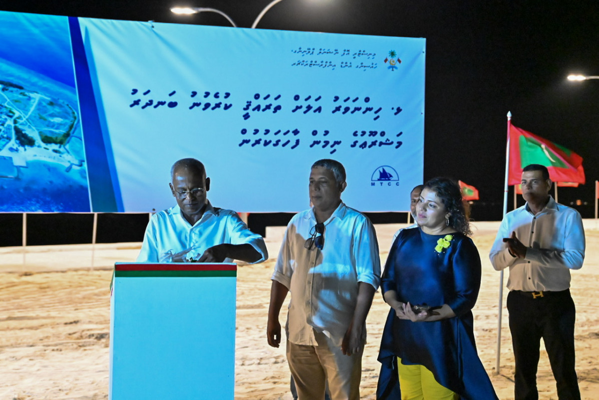 ޅ. ހިންނަވަރު ބަނދަރު ތަރައްޤީ ކުރުން ނިމުން ފާހަގަކުރުން