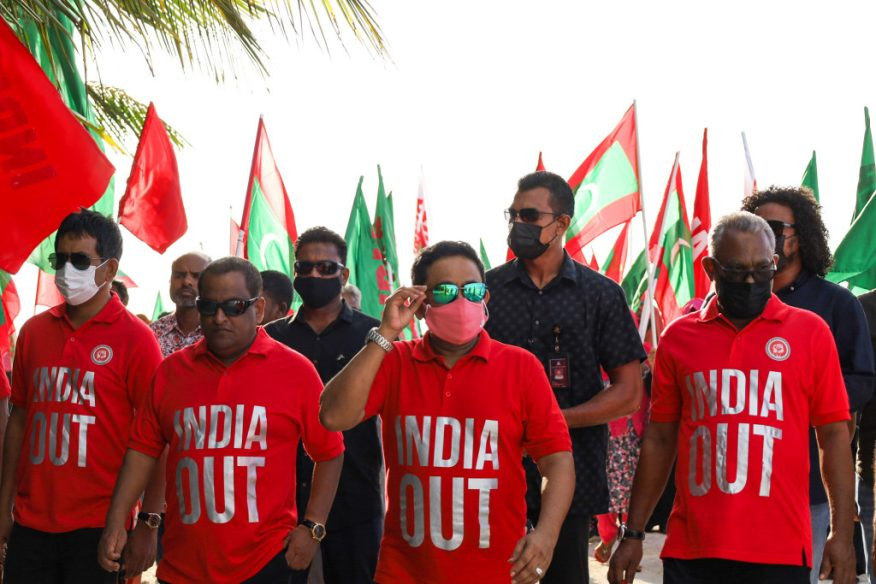 ށ. ފުނަދޫގައި ކުރިއަށް ގެންދިޔަ އިންޑިއާ އައުޓް ކެމްޕެއިނުގައި ޔާމީނު ބައިވެރިވެވަޑައިގަންނަވަނީ