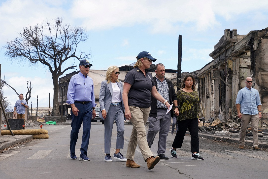 އަލިފާނުގެ ހާދިސާގައި ލަހައިނާގެ އާންމުން ދިރިއުޅޭ އެތައް ގެއެއް ވަނީ އަނދާ އަޅިއަށް ވެގެން ގޮސްފައި - ފޮޓޯ: ރައޮޓަރސް