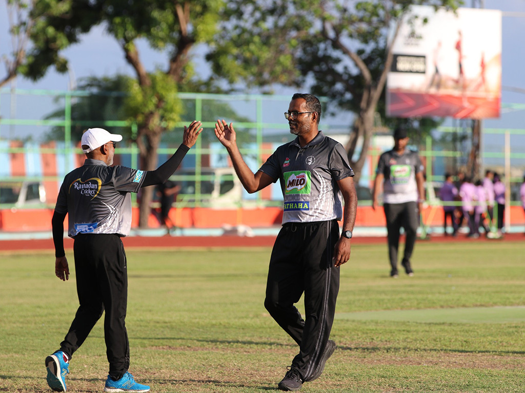 ޓީމް ޚާރިޖީގައި ހިމެނޭ ކުޅިވަރުގެ ދެ ލެޖެންޑުން