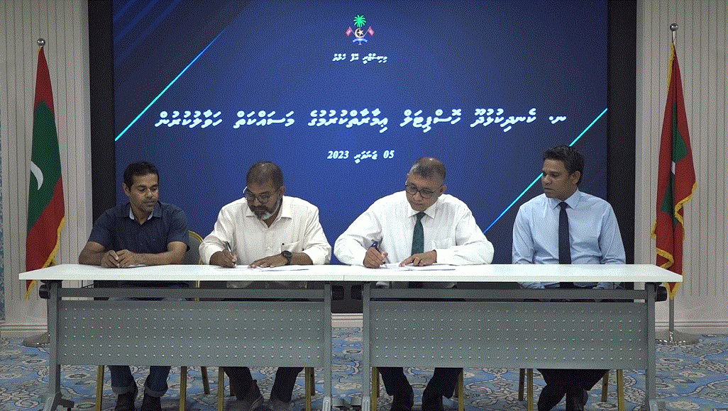 ނ. ކެނދިކުޅުދޫއާއި ޅ. ހިންނަވަރުގައި ތަރައްގީކުރާ ހޮސްޕިޓަލުގެ މަސައްކަތް ހަވާލުކުރުން