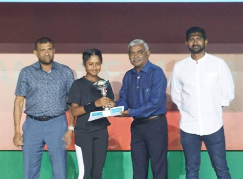 ނަބާއަށް ތަށި ހަވާލުކުރުން