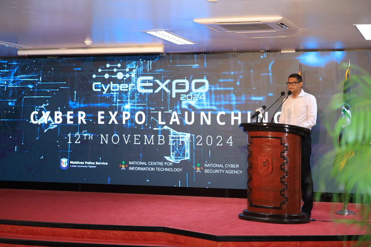 ''ސައިބަރ އެކްސްޕޯ 2024'' ވެބްސައިޓް ލޯންޗުކުރުމަށް ބޭއްވި ރަސްމިއްޔާތުގައި ކޮމިޝަނަރ އޮފް ޕޮލިސް އަލީ ޝުޖާއު ވާހަކަދައްކަވަނީ