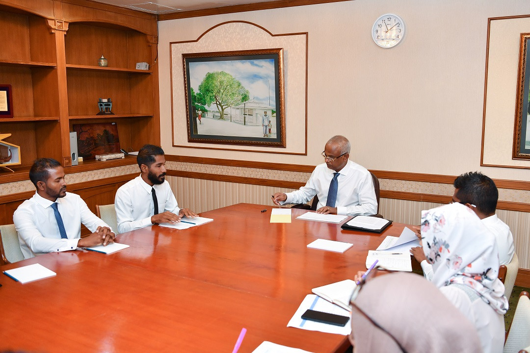 President Ibrahim Mohamed Solih met with the island council of B. Dhonfanu