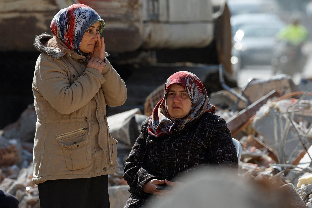 ބިންހެލުމުގައި ތުރުކީގައި މަރުވި މީހުންގެ އަދަދު ވަނީ 7،000ން މައްޗަށް އަރާފައި - ފޮޓޯ: ރޮއިޓަރސް