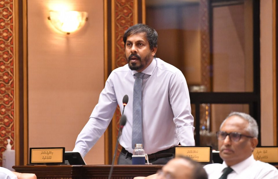 ދުވާފަރު ދާއިރާގެ މެންބަރު އިސްމާއީލް އަހުމަދު