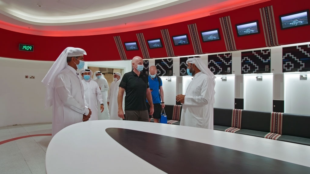 ވޯލްޑް ކަޕް ފެށުމަށް ހަމަޖެހިފައިވާ މެޗު ކުޅޭ ދޯހާގެ އަލް ބައިތު ސްޓޭޑިއަމް އިންފަންޓީނޯ ބައްލަވާލައްވަނީ