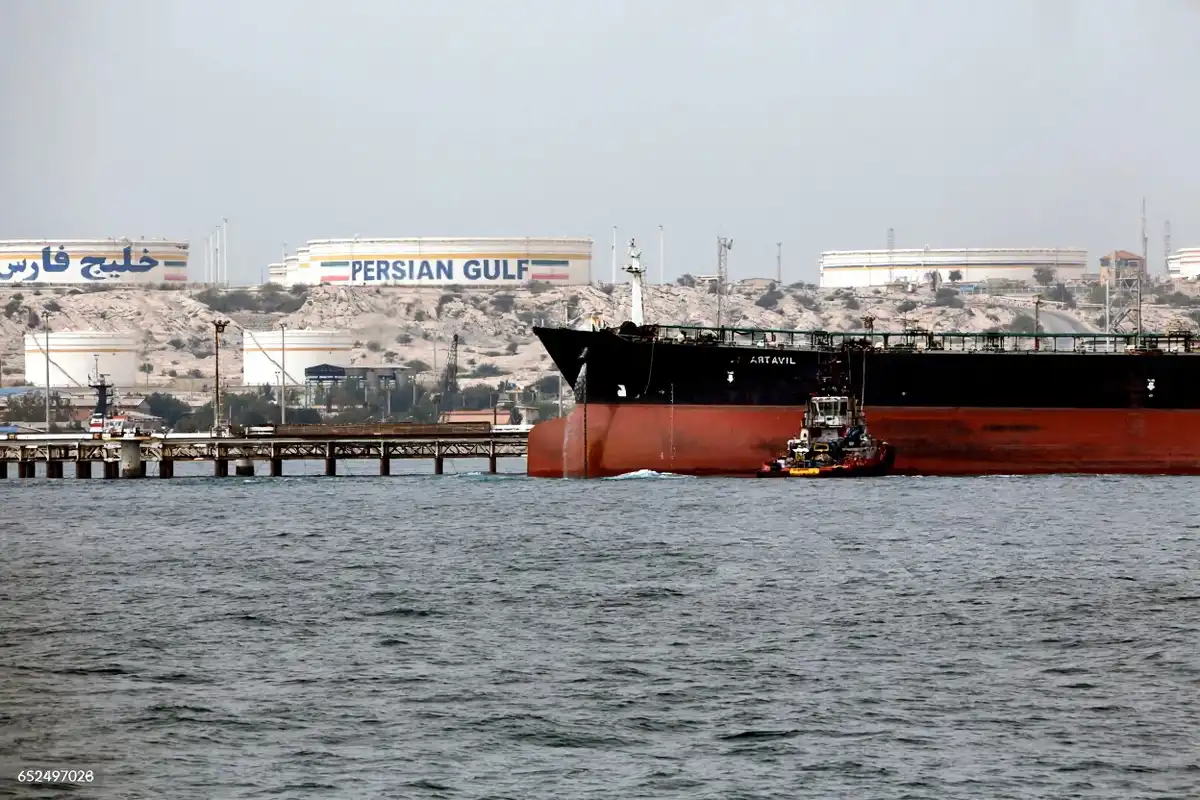 އަންނަ މަހުން ފެށިގެން ވިލާތުގެ ގައުމުތަކަށް ތެލުގެ ދަތިކަމާ ކުރިމަތިލާން ޖެހިދާނެ ކަމުގެ އިންޒާރު ދީފި