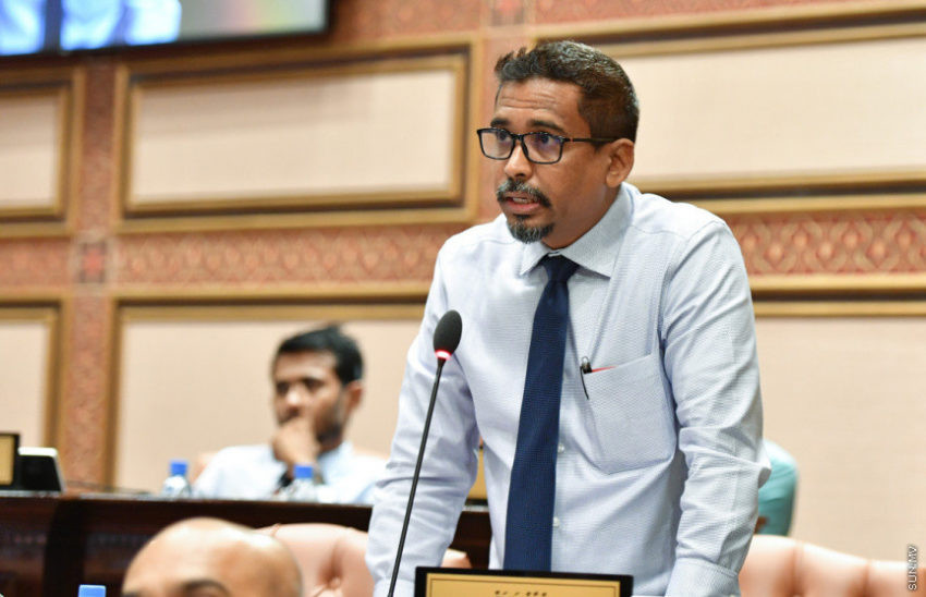 ދިއްގަރު ދާއިރާގެ މެންބަރު، އިކްރާމް ހަސަން