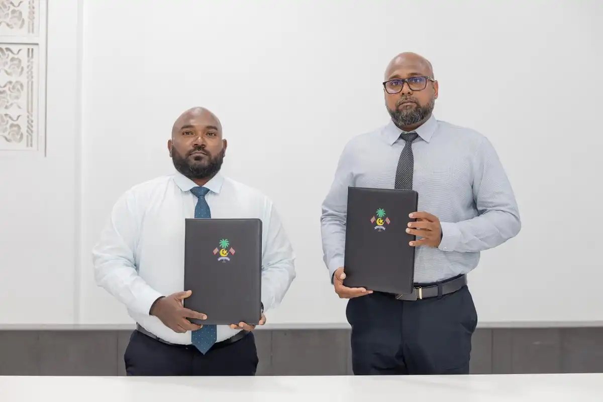 މާލޭގެ މަސްމާރުކޭޓު އިމާރާތް ކުރުމަށް އަމިއްލަ ބަޔަކާއި ހަވާލު ކުރުމުގެ ރަސްމިއްޔާތުގެ ތެރެއިން.