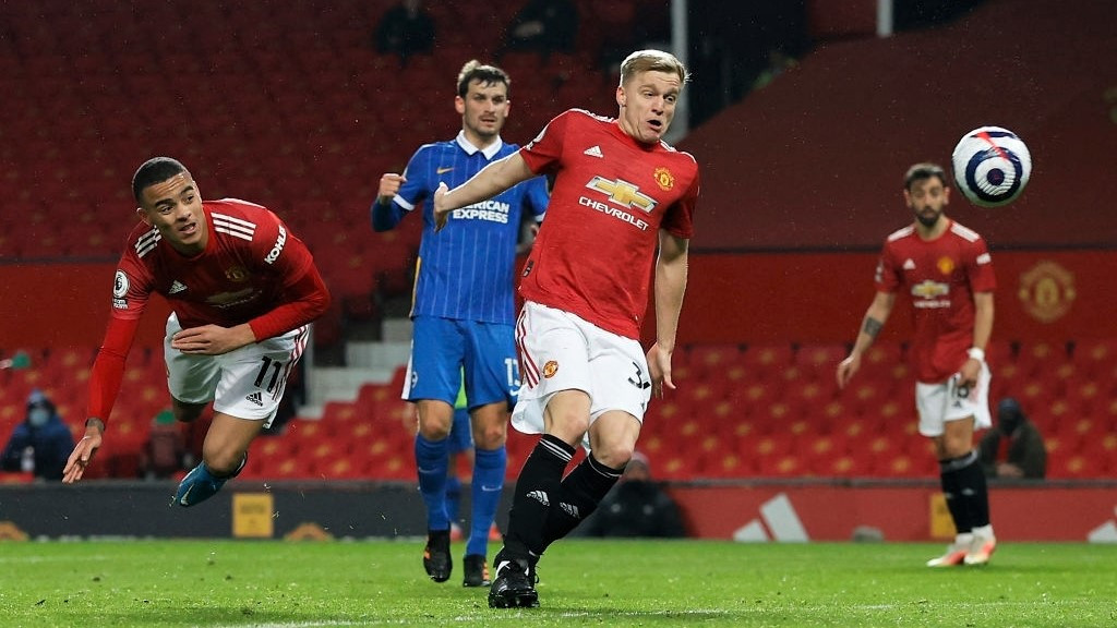 ޔުނައިޓެޑާއި ބްރައިޓަން ބައްދަލުކުރި މެޗުގެ ތެރެއިން: މި މެޗުން ޔުނައިޓެޑް މޮޅުވީ 2-1 ން