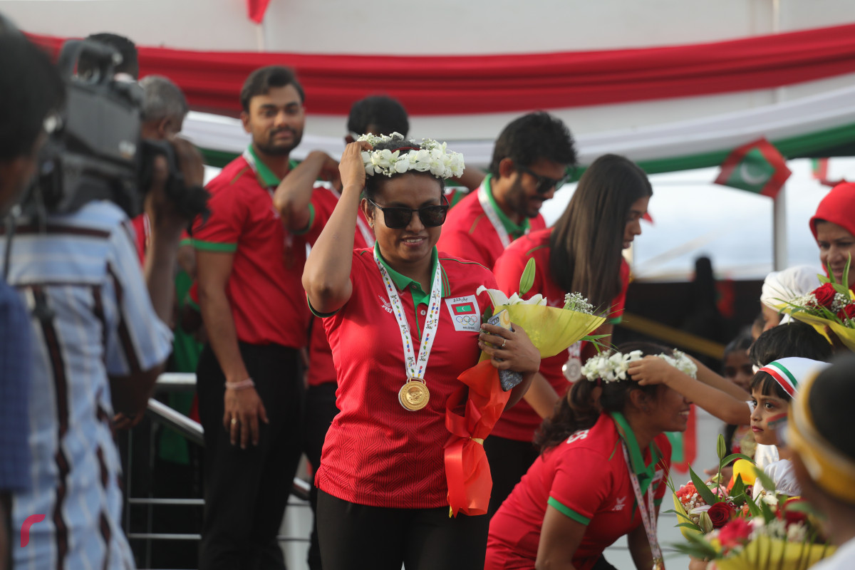 29 ޖުލައި 2019 --ދިވެހި ޓީމުގެ ޑެލިގޭޝަނަށް މާލޭ އެއް ނަމްބަރު ފާލަމުން މަރުހަބާ ދަންނަވަނީ-- ފޮޓޯ: ޝުއައިބް މުހައްމަދު