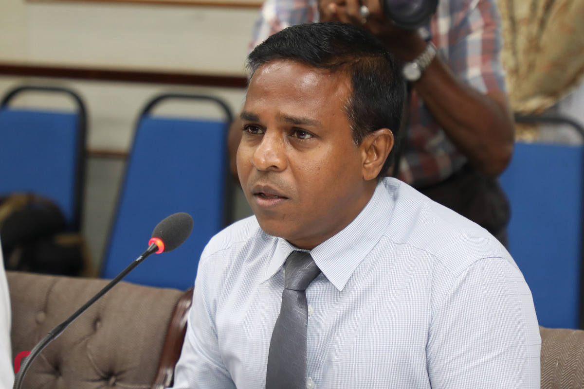 ރައްޔިތުންގެ މަޖިލީހުގެ މިނިވަން މުއައްސަސާތަކުގެ ކޮމެޓީގެ ބައްދަލުވުމުގެ ތެރެއިން -- ފޮޓޯ: ޔޫސުފް ސޮފްވާން