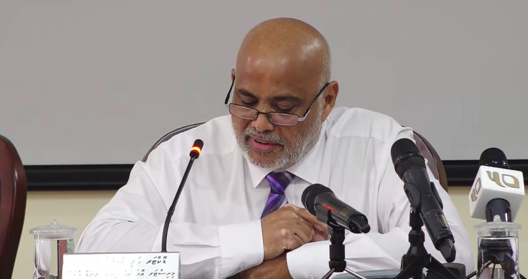 ނޫސްވެރިންގެ ބައްދަލުވުމެއްގައި ހައުސިން މިިނިސްޓަރު ޑރ. އަލީ ހައިދަރު ވާހަކަދައްކަވަނީ