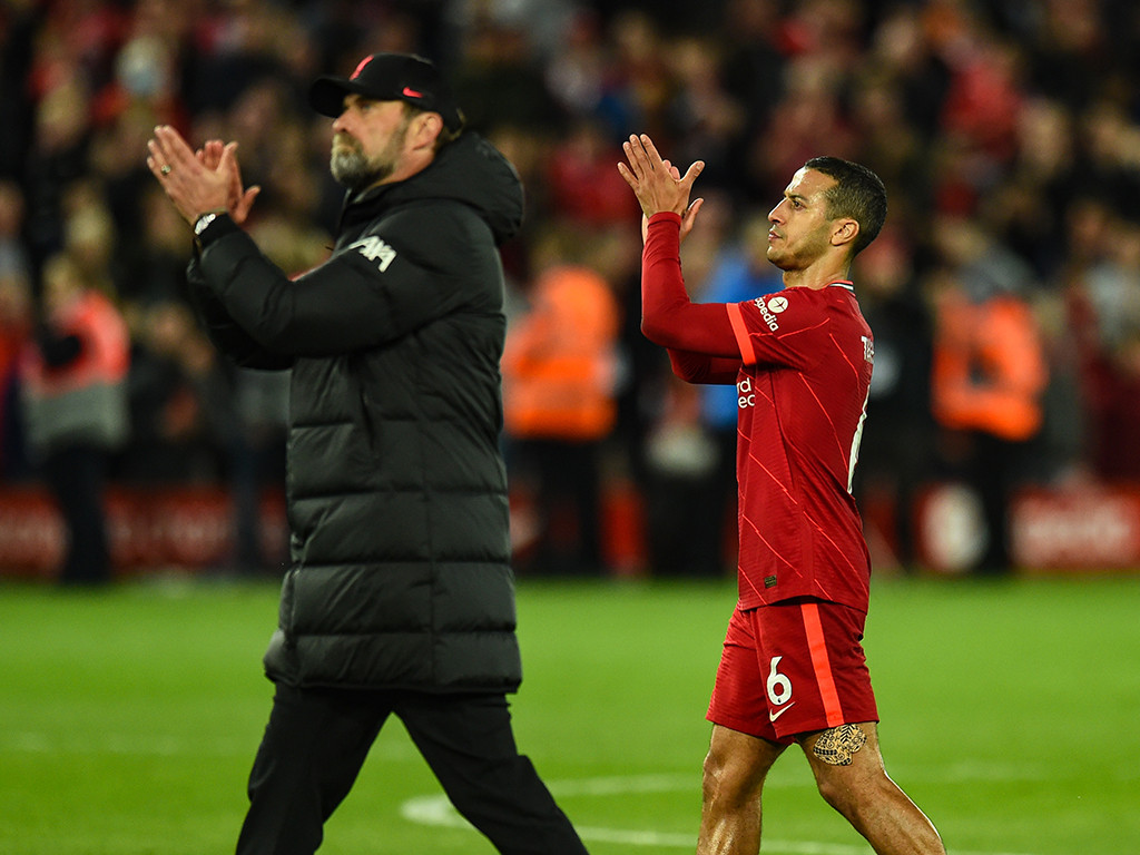 ޓޮޓެންހަމް މެޗަށްފަހު ކްލޮޕް، ސިޓީން ޕޮއިންޓް ގެއްލުވާލަތަނެއް ނުފެނޭ: ފޮޓޯ-ލިވަޕޫލް