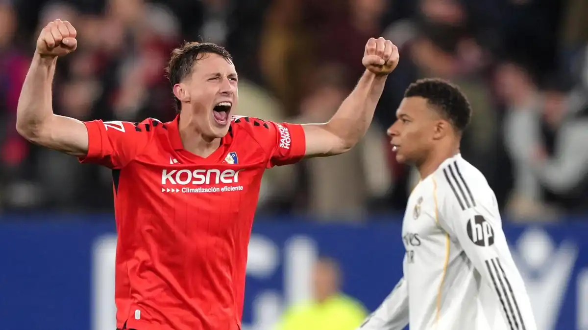 މެެޗުގައި ލަނޑު ޖެހުމަށް ފަހު އޮސަސޫނާގެ ކުޅުންތެރިން އުފާ ފާޅު ކުރަނީ