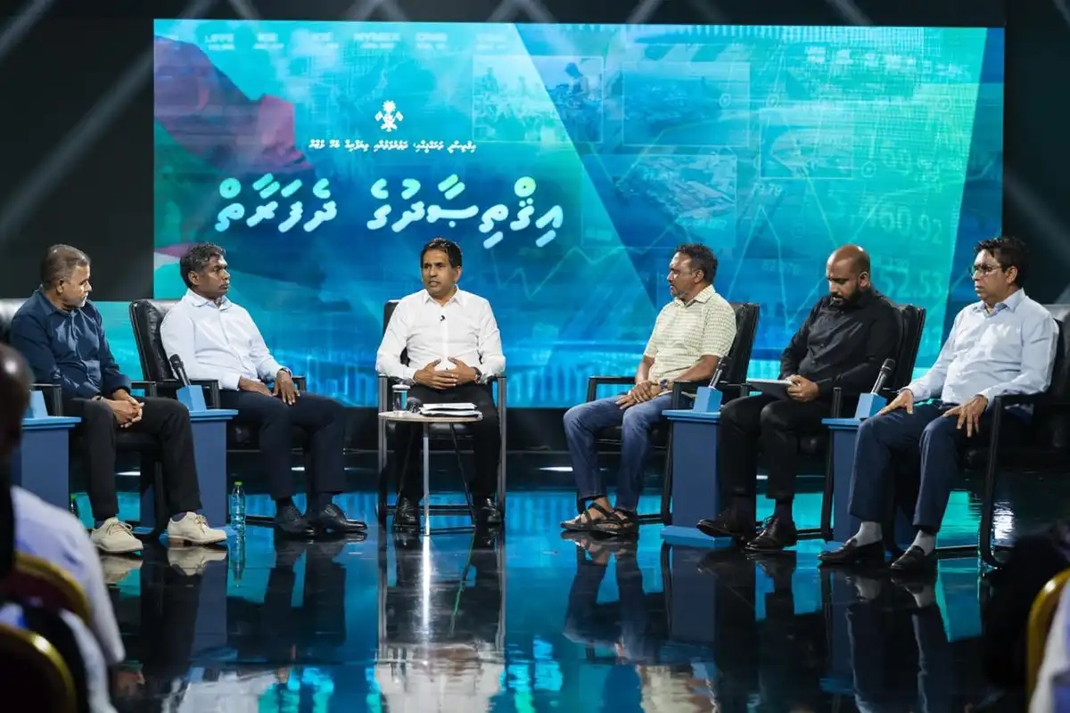 ހޯމަ ދުވަހުގެ ރޭ އޮތް ފޯރަމްގައި މިނިސްޓަރު ސައީދު ވާހަކަ ދައްކަވަނީ