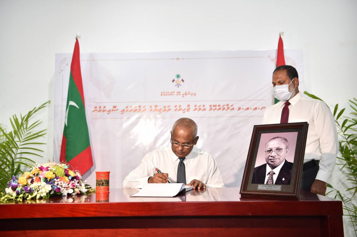 President Ibrahim Mohamed Solih signed the book of condolences on Monday