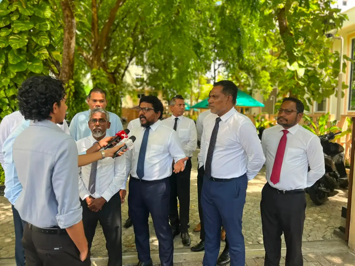 އެމްޑީޕީގެ ޕާލިމަންޓްރީ ގްރޫޕުން ނޫސްވެރިންނަށް މައުލޫމާތު ދެނީ