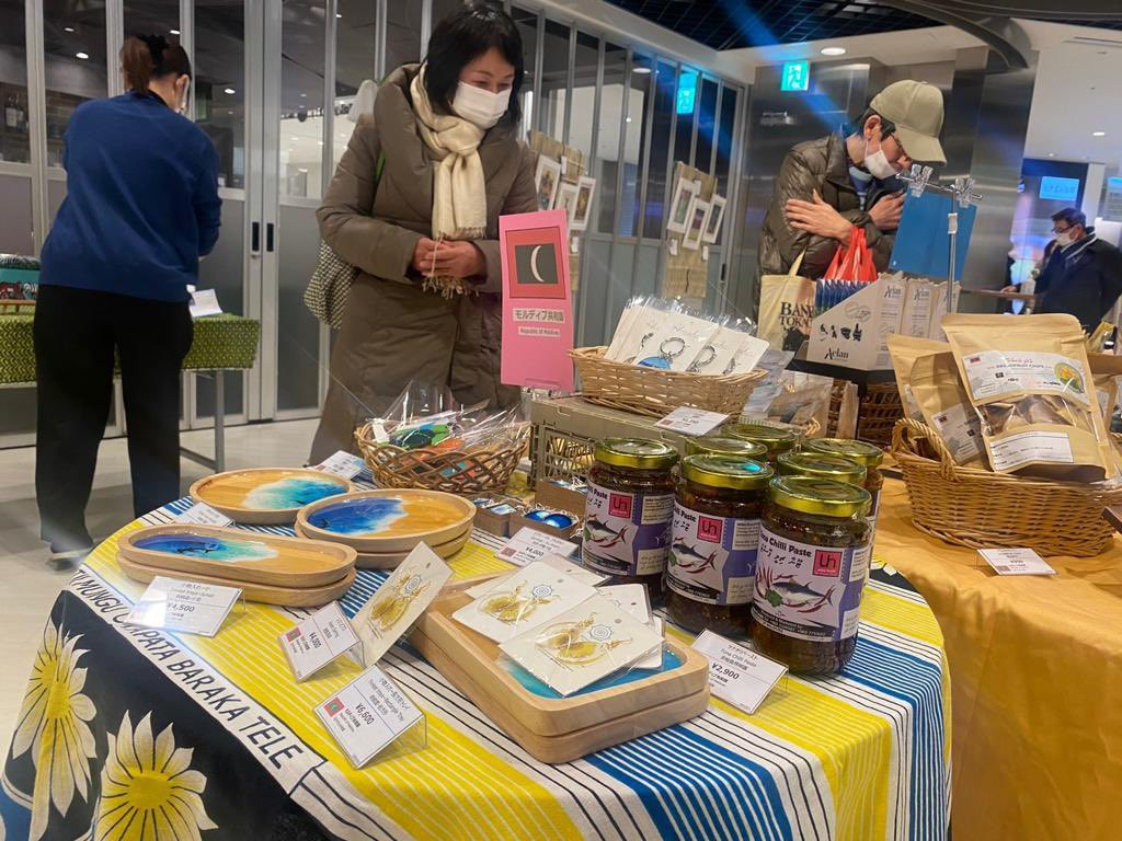 ދިވެހި ފަންނުވެރިންގެ އުފެއްދުންތައް، ޖަޕާން އެކްސްޓާރނަލް ޓްރޭޑް ކޯޕަރޭޝަން އާއި ގުޅިގެން ޖަޕާންގެ މާރކެޓަށް ތައާރަފްކޮށްފައި