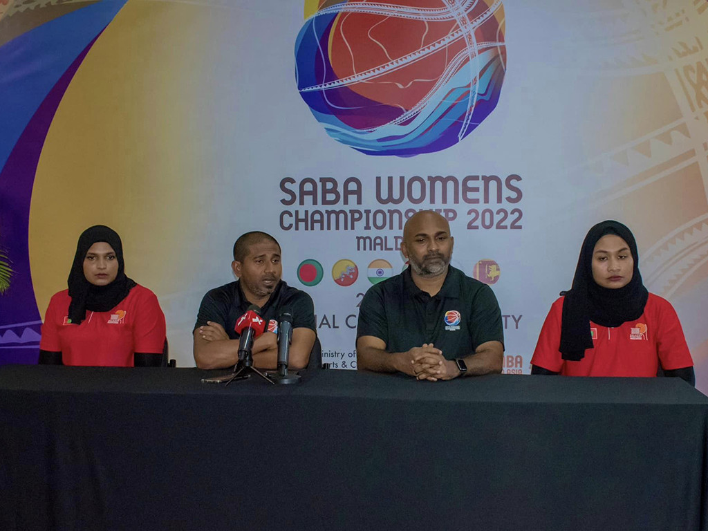 ޔޫތު މިނިސްޓަރާއި، އެސޯސިއޭޝަންގެ ރައީސްއާއެކު ޓީމްގެ މުހިއްމު ދެ ކުޅުންތެރިން