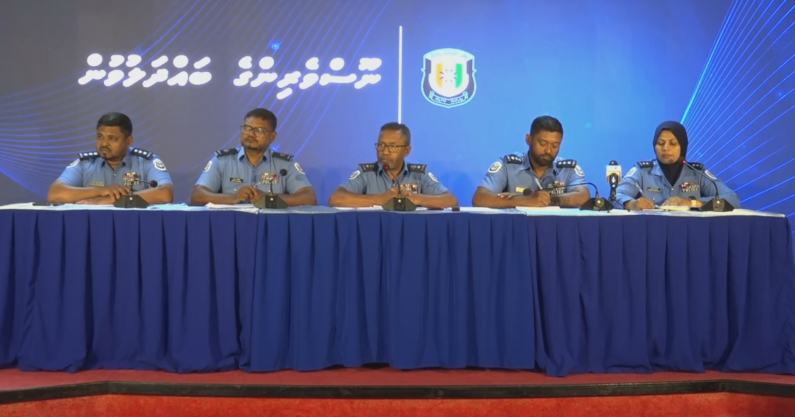 އާދިއްތަ ދުވަހު ފުލުހުން ބޭއްވި ނޫސްވެރިންގެ ބައްދަލުވުމުގެ ތެރެއިން