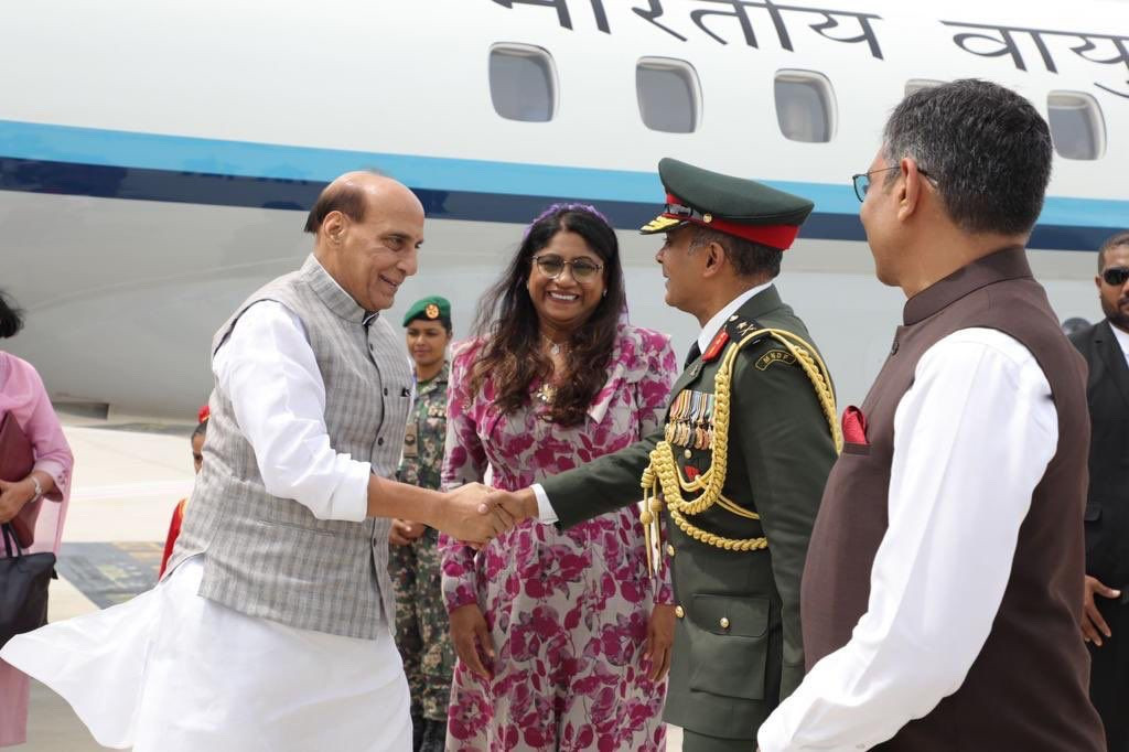 އިންޑިއާގެ ޑިފެންސް މިނިސްޓަރު ރާޖްނާތު ސިންހް ރާއްޖެ ވަޑައިގެންނެވުން