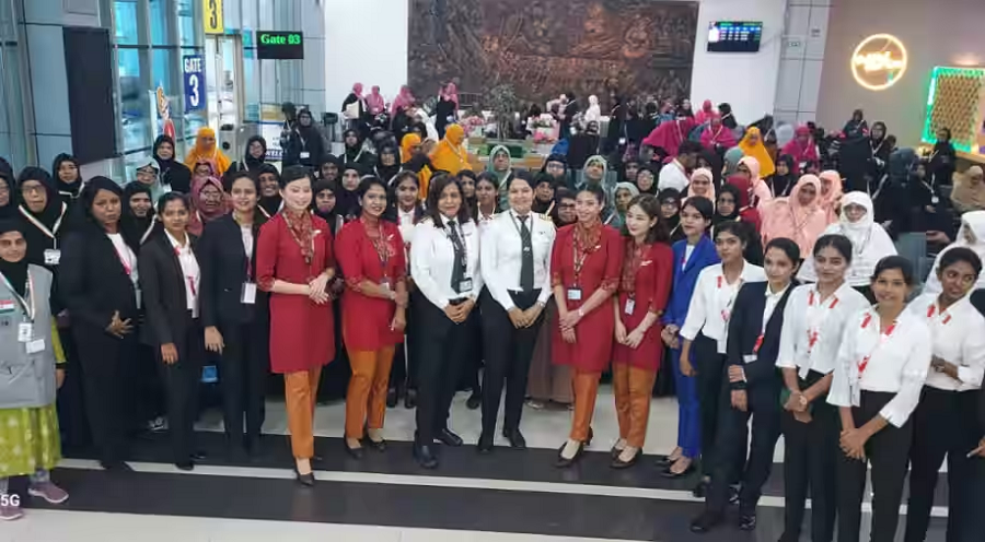 އިންޑިޔާއިން ހުސްއަންހެނުންނާއެކު ދަތުުރު ކުރި ފްލައިޓްގެ ފަސިންޖަރުންނާ ކްރޫ