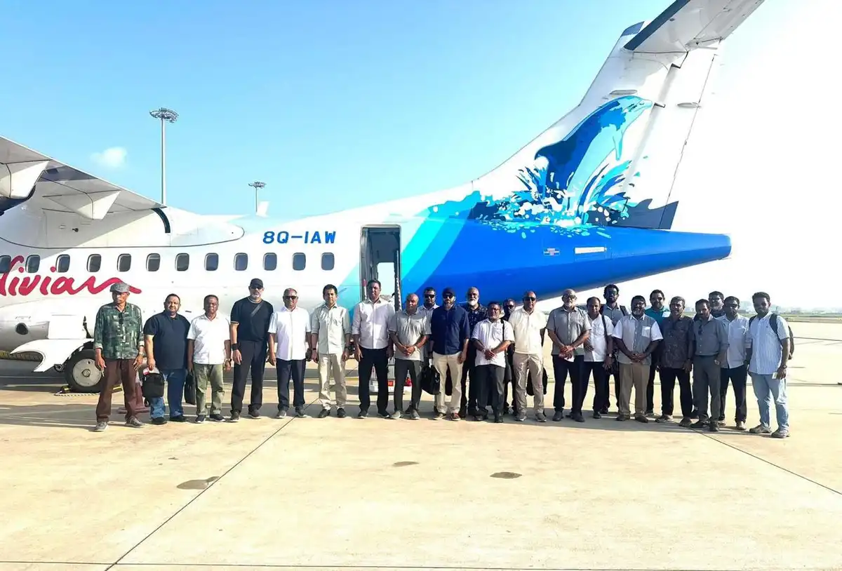 ދެ އިންތިޚާބު އެއްކުރަން ނުޖެހޭ ކަމުގެ ހެކި އެންމެ ފޮޓޯ ގަނޑަކުން!