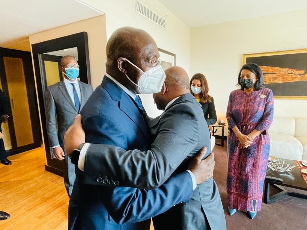 Abdulla Shahid in Angola with Minister of Foreign Affairs of Angola, Téte António