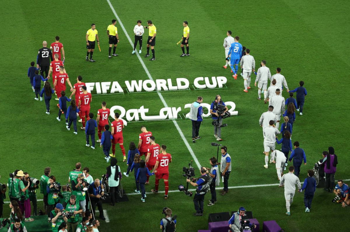 ސްވިޓްޒަލަންޑް އަދި ސަރބިއާ ކުޅުނު މެޗުގެ ތެރެއިން - ފޮޓޯ: ރޮއިޓާސް